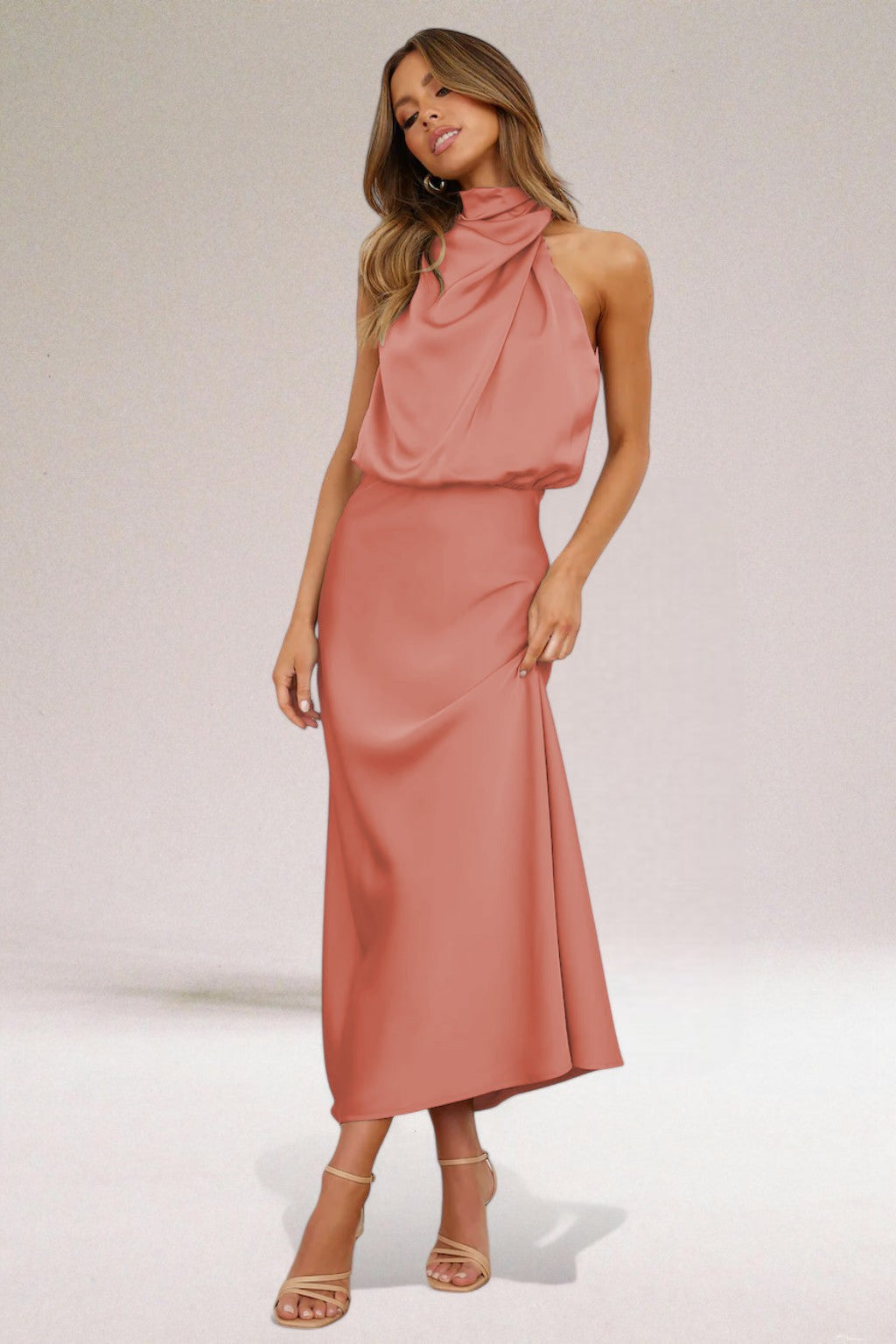 VALORÉ | Elegante Satijnen Jurk met Verfijnde Details