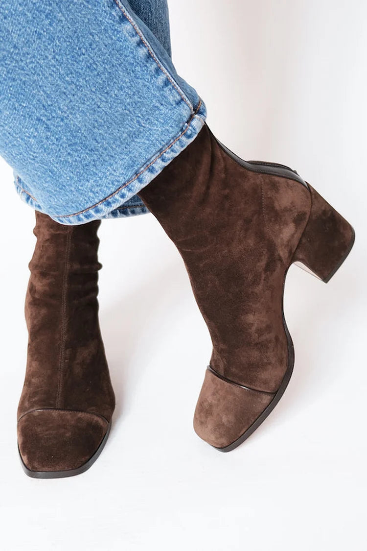 VIRA | Elegante Hakken met Stabiele Blokhak voor Dagelijks Comfort en Tijdloze Stijl