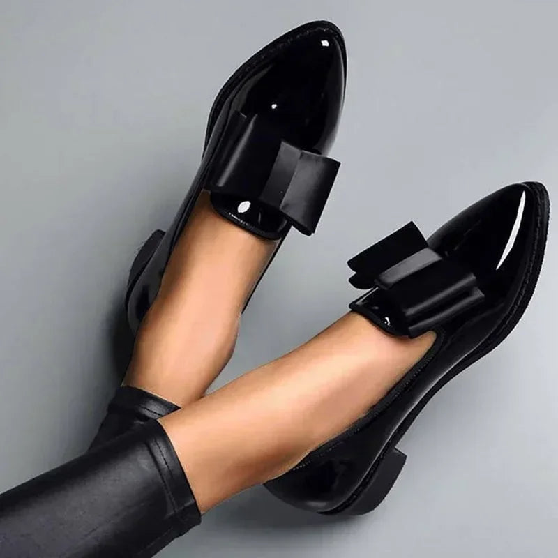 JUUL | Elegante Ballerina's met Glanzende Decoratieve Strik