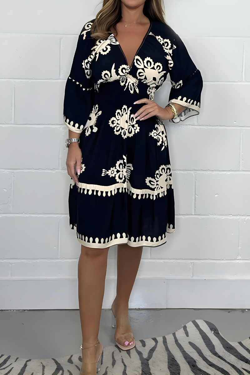 LUCA | Korte Boho Bloemenjurk met Flatterende Snit voor Elegante Vakantie- of Evenementlook
