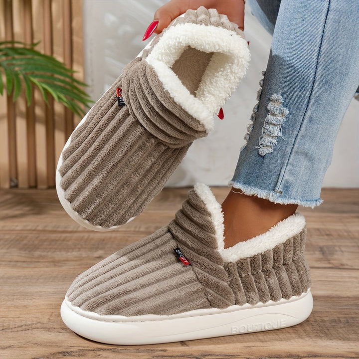 KIONA | Warme Huisschoenen voor Direct Comfort en Ontspannen Gezelligheid