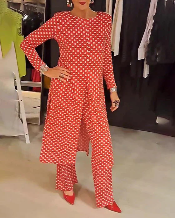 LARA | Compleet Twee Stukken met Stippenprint voor Ontspannen Elegantie en Veelzijdige Zomerse Looks