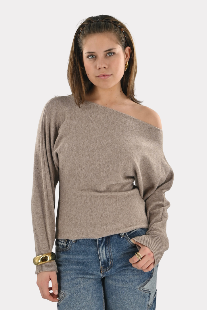 Menthe off shoulder knit - beige