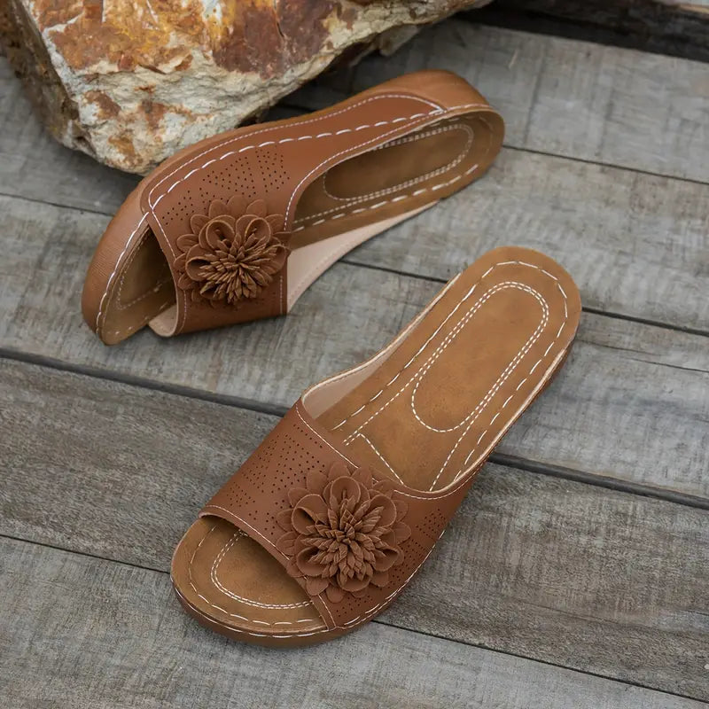 VIARA | Orthopedische Sandalen met Bloemmotief