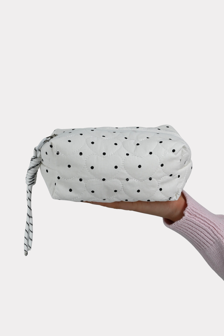 Hearted polkadot beauty bag - wit