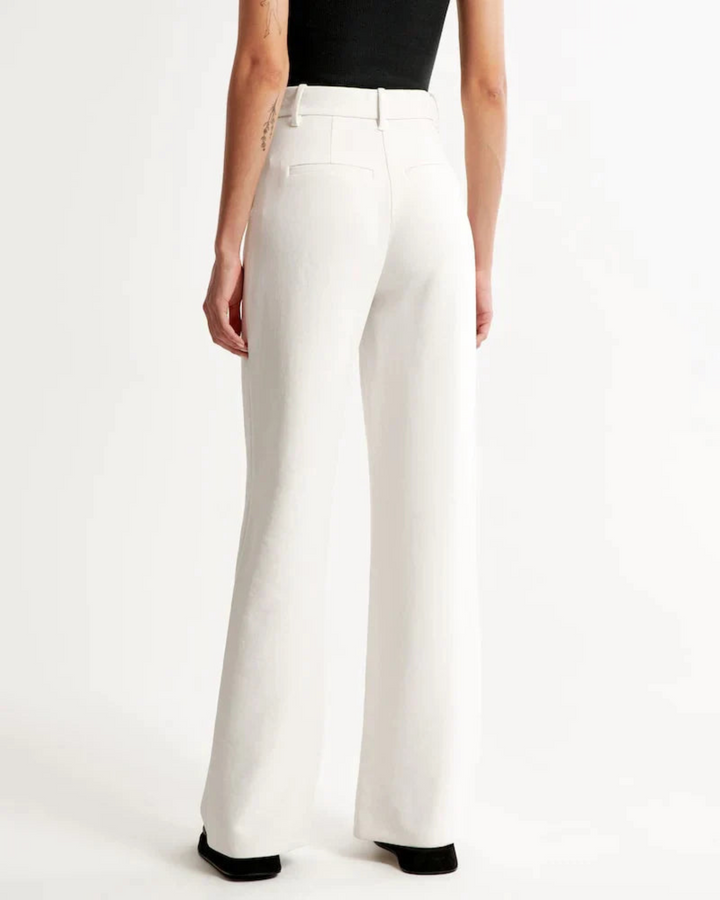 Elegante en Modellende T-Curve™ Broeken