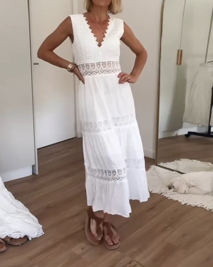 LISA | Mouwloze Midi Jurk met V-hals en Delicate Kantdetails