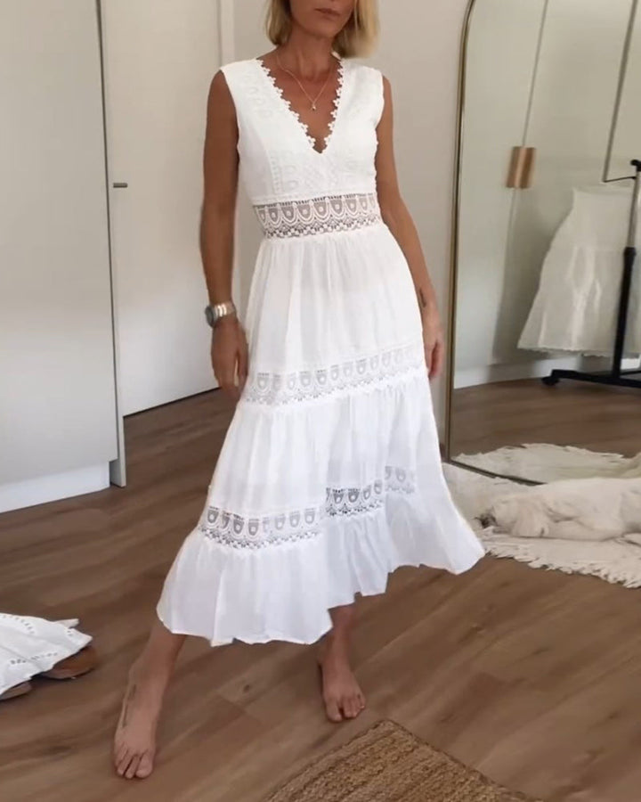 LISA | Mouwloze Midi Jurk met V-hals en Delicate Kantdetails
