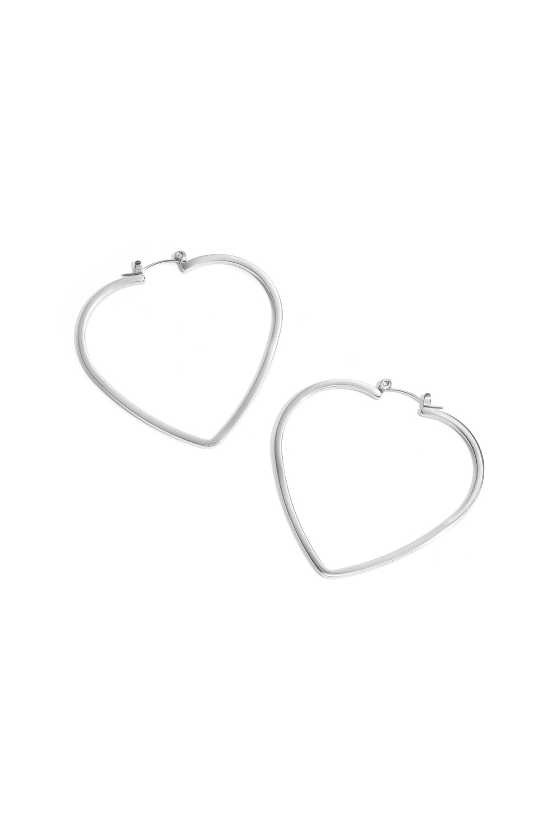 Minimalistische hart creolen