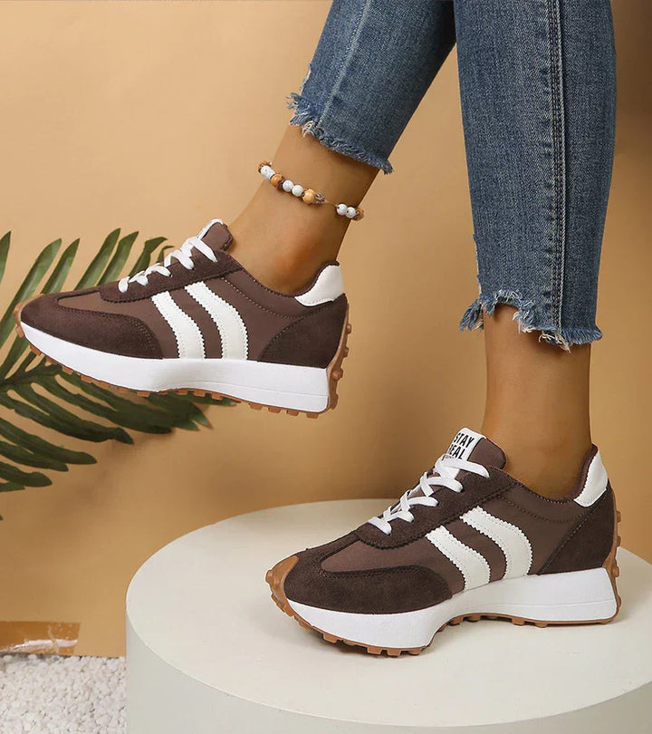 LIONA™ | Ergonomische Sneakers met Verhoogd Comfort en Tijdloze Stijl
