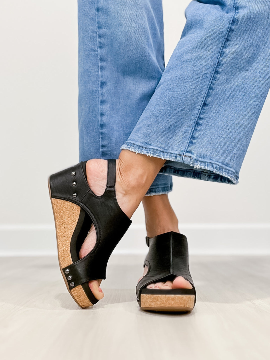 Briellae - Wedge Sandalette