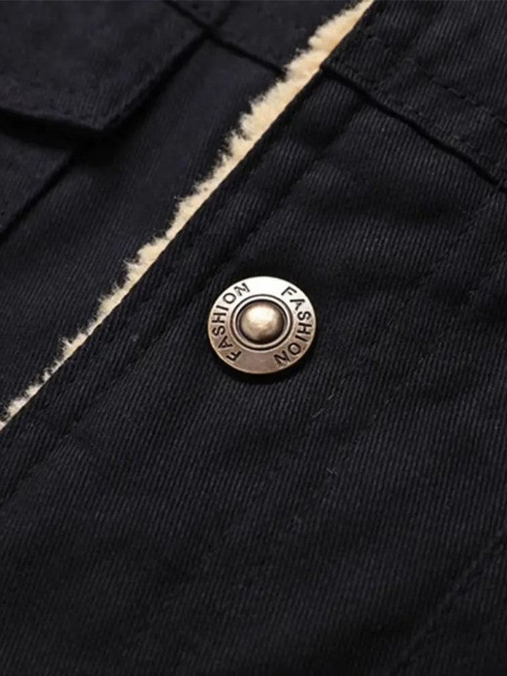 ALISTAIR™ | Bomberjack