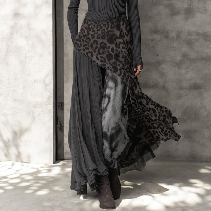 KINA™ | Lange Jurk met Elegante Luipaardprint en Flatterende Vloeiing