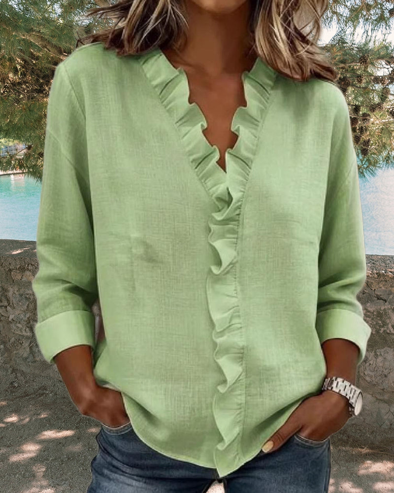 VERA™ | Verfijnde V-hals Blouse met delicate details