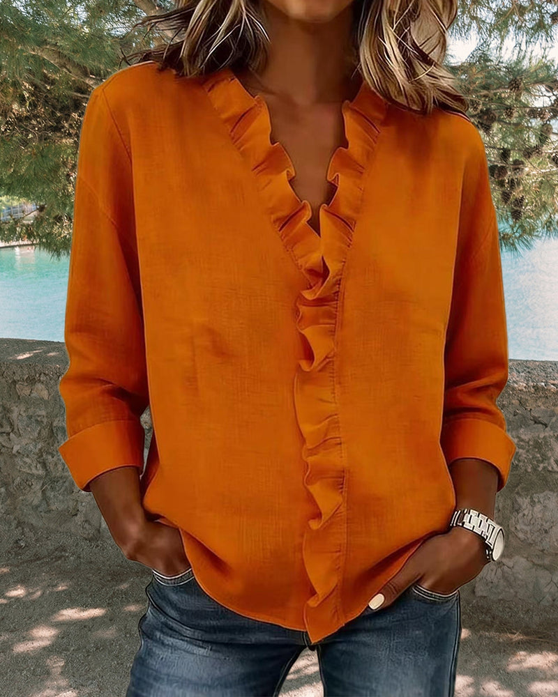 VERA™ | Verfijnde V-hals Blouse met delicate details