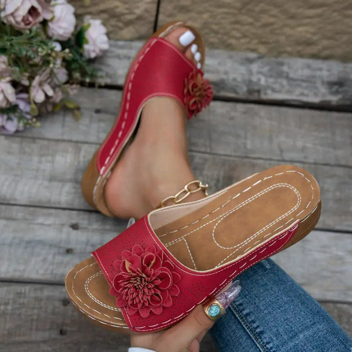 VIARA | Orthopedische Sandalen met Bloemmotief