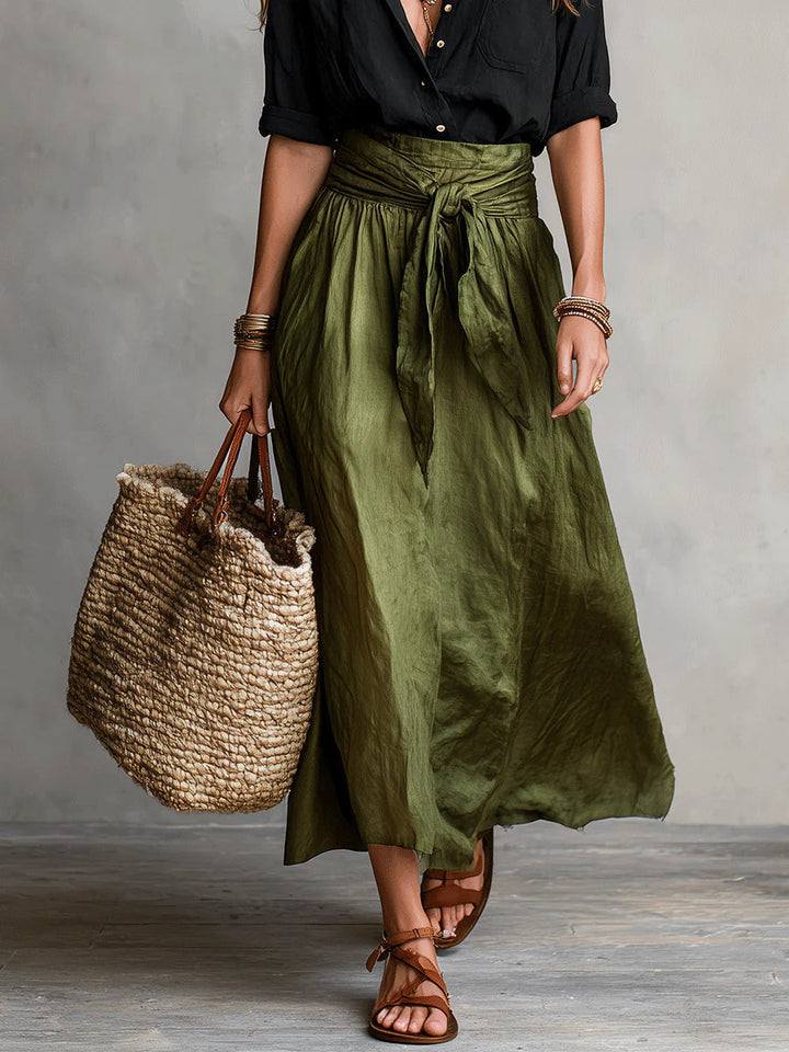 Vera™ | Twee-delige Set: Zwarte Top en Olijfgroene Midi Rok