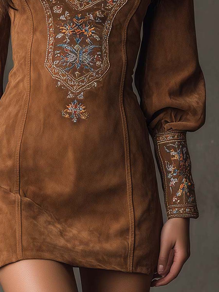 YANA™ | Mini suède jurk met borduursel Paars