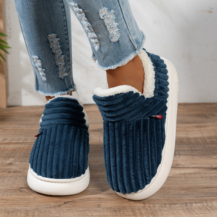 KIONA | Warme Huisschoenen voor Direct Comfort en Ontspannen Gezelligheid