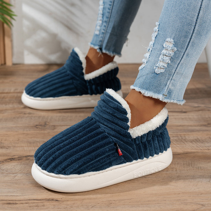 KIONA | Warme Huisschoenen voor Direct Comfort en Ontspannen Gezelligheid