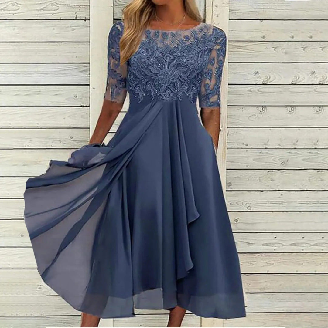 SANNE | Elegante Jurk met Kant en Vloeiende Rok