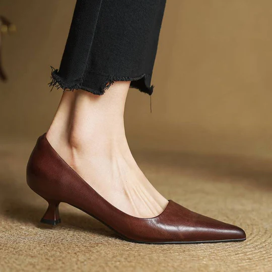 HENA | Elegante Pumps met Comfortabele Hak voor Elke Gelegenheid