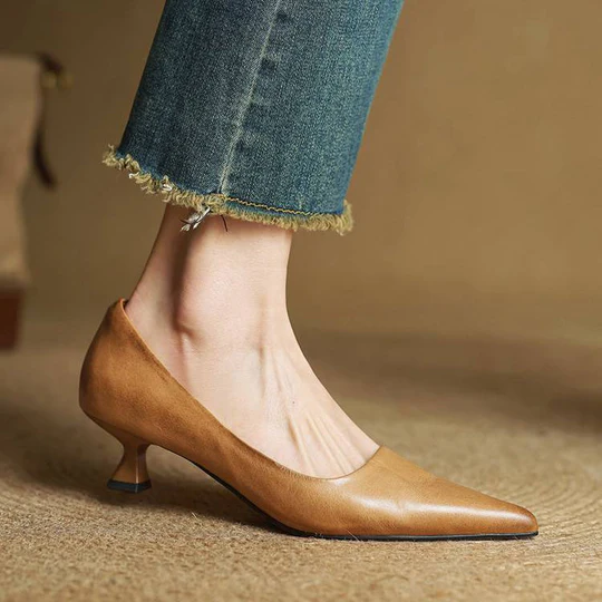 HENA | Elegante Pumps met Comfortabele Hak voor Elke Gelegenheid