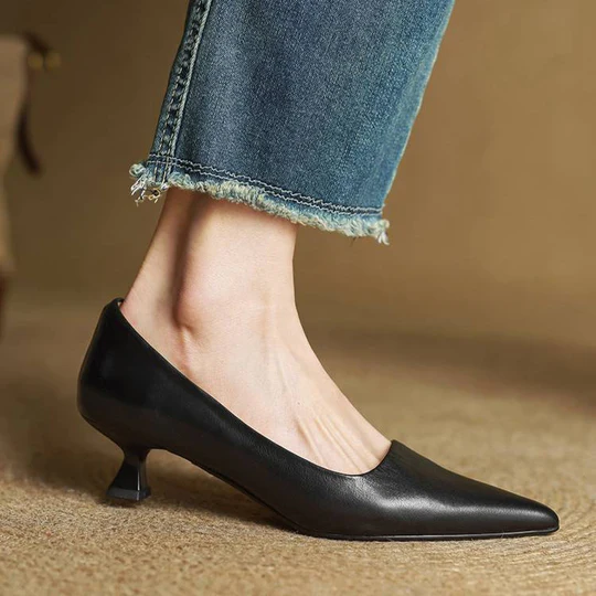 HENA | Elegante Pumps met Comfortabele Hak voor Elke Gelegenheid