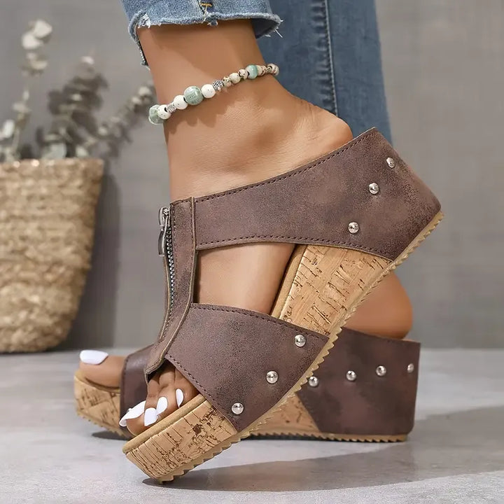 Gigi - Stijlvolle Wedgesandalen