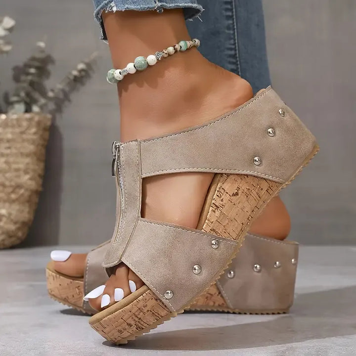 Gigi - Stijlvolle Wedgesandalen
