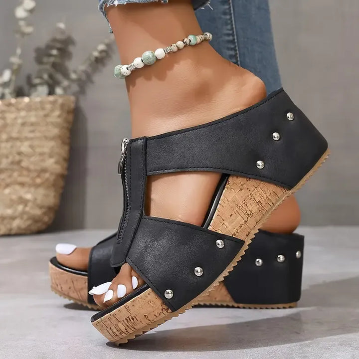 Gigi - Stijlvolle Wedgesandalen